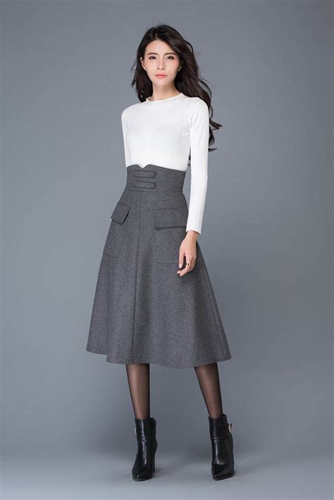 WOMEN'S LUXURY WOOL DRESSES AND SKIRTS 